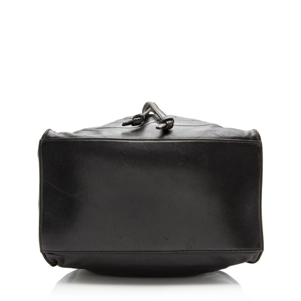 Chanel Vintage Lambskin Timeless CC Drawstring Bucket Bag - Picture 4 of 15